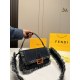 2023.10.26 P205 (with box) size: 2513FENDI Fendi Vintage stick tassel bag with tassel edging, fashionable and personalized classic fabric, easy to match with handheld crossbody ❗ Popular denim elements this season