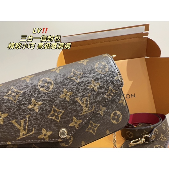 2023.10.1 P220 complete packaging ⚠️ Size 21.11LV Three in One Letter Envelope with a premium feel, full of classic elements, easy to handle with any combination