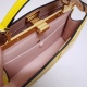 2024/03/07 p1170 [FENDI Fendi] New Iconic Peekaboo I See U Horizontal Design Handbag, made of imported leather material, adorned with classic twist locks on both sides, soft pink Nappa leather lining, two compartments separated by hard partitions, equippe