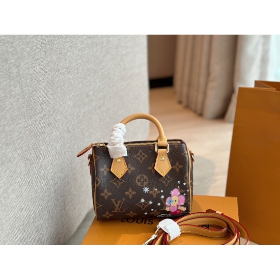 220 Christmas style (with box) size: 16 * 10cm L Home 23ss Speedy Nano This Christmas style is so cute! Taiwan customer ordered presbyopia+hardware+yellow leather shoulder straps can be disassembled and adjusted in length!