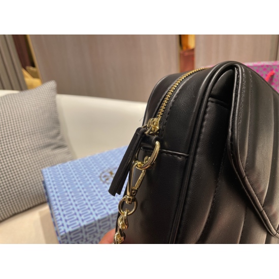 2023.11.17 P195 Gift Box Size 25 18TORY BURCH/Tory Burch 2021 New Handheld Crossbody Multi Shoulder Customized Fabric Logo Hardware Original One to One Quality Fried Chicken Versatile and Practical A Favorite Beauty Get Started Quickly, Recommended by Sto