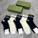 2024.01.22 Comes with packaging Gucci's new classic mid length stacked socks! A box of five pairs, synchronized stockings and socks at the counter, a must-have for trendsetters and a great match for big brands on the street.
