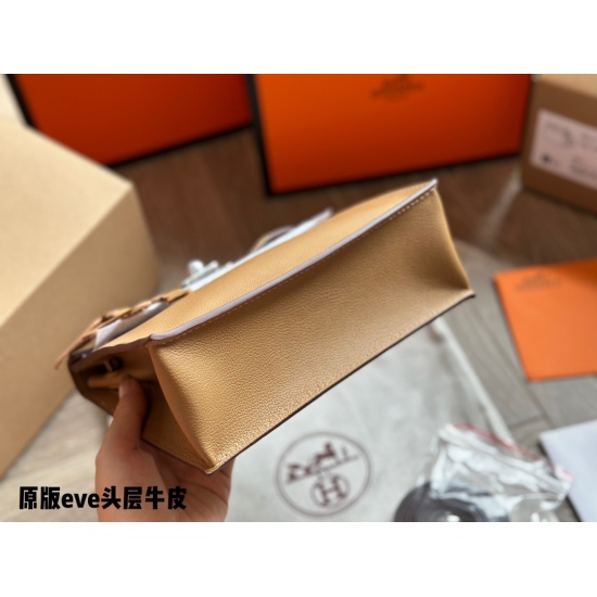 2023.10.1 290 box size: 22 * 18cm new EVE leather ‼️ Dance bag Kelly Danse ✔️ The logo is complete, the version is authentic and can be used in various ways. One shoulder crossbody, two shoulder hand carry, and waist can be particularly practical, high-en