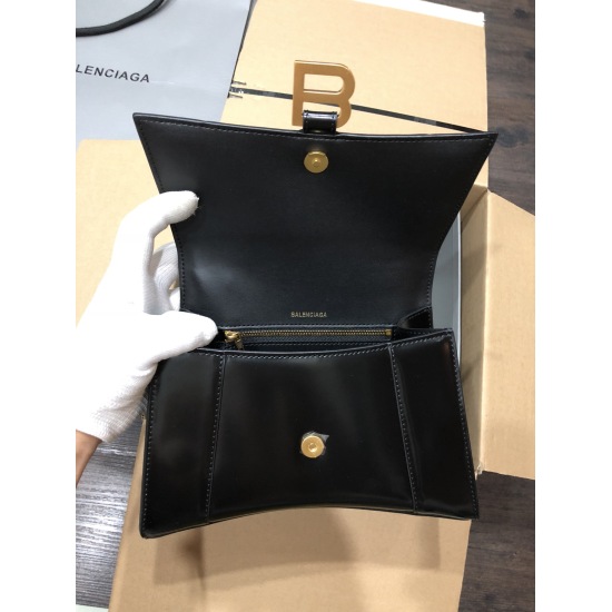 Batch 650 Balenciaga from Balenciaga in 20240324. Italian imported explosive pattern top layer cowhide tassel style small black nail (large bottom length 38cm * 24cm * 12cm) (medium bottom length 30cm * 19cm * 11cm/) (mini bottom length 23cm * 15cm * 139c