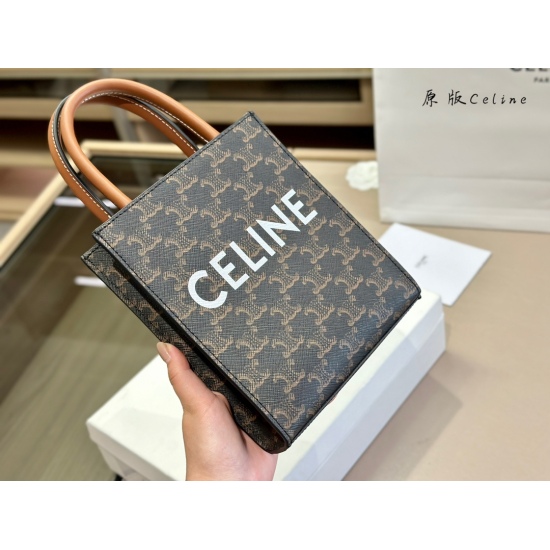 2023.10.30 195 Gift Box Size: 17 * 21cm Celine Mini Shopping Bag Celine Capacity: Durable and super atmospheric!