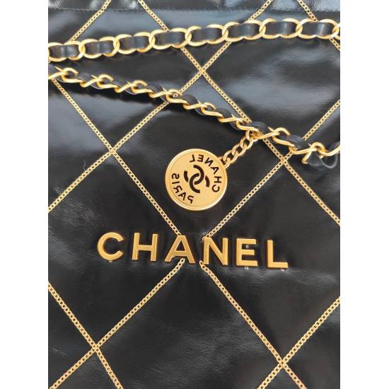 P1180 Brand: Chanel Model: AS3260 Introduction: Original quality, classic work, at the forefront of luxury and temperament, it is an unexpected luxury. Leather type: Original imported cowhide with original fabric inside. Hardware: Original hardware config