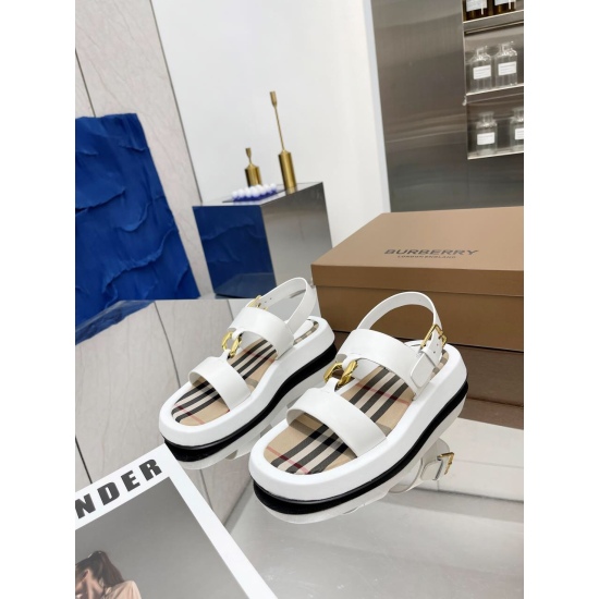 20240414 Burberry's best-selling classic embroidered plaid slippers for 2022 will be shipped, with original board replication and exclusive molded outsole, ✅ Fabric: Cotton and linen ✅ Rib: sheepskin lining ✅ Bottom: Rubber Ten PU ✅
