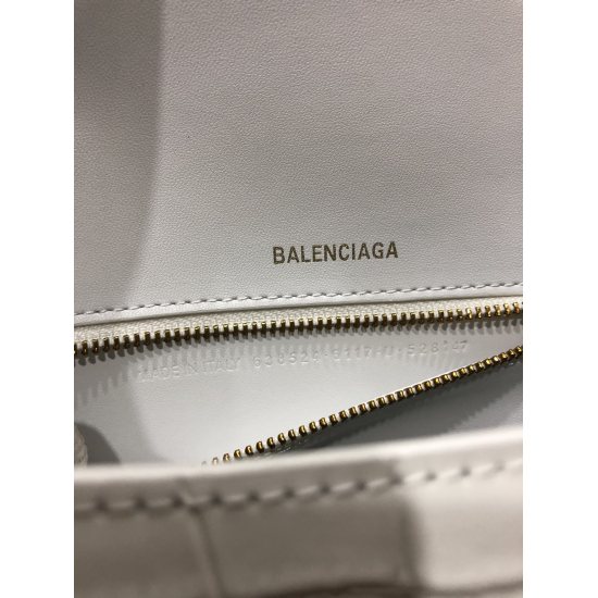 Batch 650 Balenciaga from Balenciaga in 20240324. Italian imported explosive pattern top layer cowhide tassel style small black nail (large bottom length 38cm * 24cm * 12cm) (medium bottom length 30cm * 19cm * 11cm/) (mini bottom length 23cm * 15cm * 125c