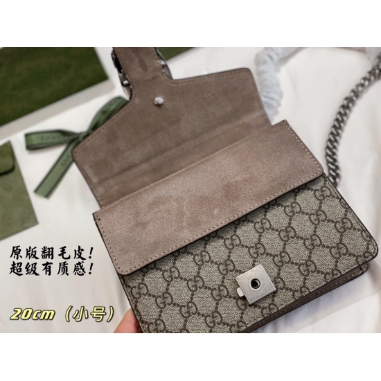 2023.10.03 255 Matching Box (Customized Version) size: 20 * 15cmGG Wine God Bag Classic! Classic style! Classic vintage paired with brown deer skin for a super good back! Versatile! The upper body is super stylish