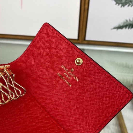 20230908 Louis Vuitton] Top of the line exclusive background M62630 Big Red Size: 10.5x 7.0x 2.0 cm Design compact and exquisite keycase with six buckles that can fasten six keys. Made of Monogram canvas and paired with a handbag or briefcase, it is both 