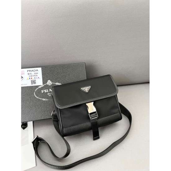 2023.11.06 P150 PRADA Prada Saffiano Nylon Triangle Label Mobile Phone Bag Single Shoulder Crossbody Bag is exquisitely inlaid with exquisite craftsmanship, classic and versatile. The original fabric 2ZH108 is delivered as a small ticket dustproof bag gif