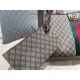 On March 3, 2023, p225 size42 32 Gucci Kuqi Shopping Bag is super atmospheric, beautiful, and can hold perfect details. The original hardware version is really classic. Your much-anticipated style looks great on the back, and the quality is super B. Impor