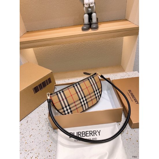 2023.11.17 P170 Full Package BURBERRY Underarm Dumpling Bun Fashion Circle Essential Item Get Up Burberry Never Worries about Sales Temperament Put There [Strong] Good Quality! Hong Kong purchase printing, make sure to do the best, size 25 5 14