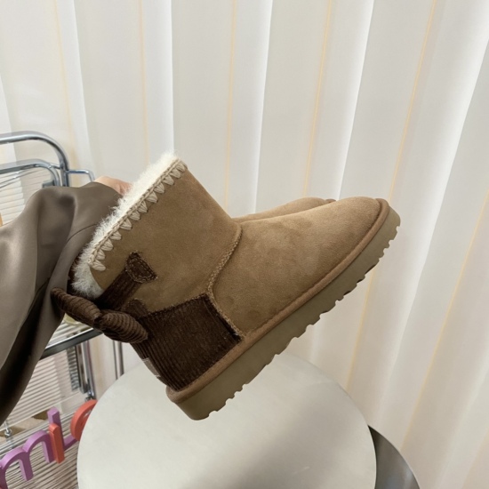 2023.09.29 UGG/corduroy exclusive trendy niche UGG 2022/ss giant gentle small bow trendy boots 〰️     Another must-have for a fairy, A-to-bursting fashionable short boots, and the most fashionable girl on the street ‼️      4 color spot sales: 35-40 Price