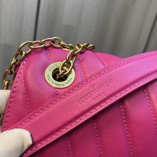 20231125 Internal price P770 Top level original order [Exclusive background] Style numbers M58552,5 ⃣ Black, Rose Red, Green, Apricot, White LV NEW WAVE Chain Bag V-shaped Quilted Chain Bag Handbag Retro Gold Chain Slide with Carved Small Holes and Foldin
