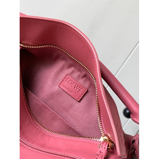20240325 P870 [Genuine Leather] Geometric Bag 24CM Wide Shoulder Strap Embossed Puzzle Handbag, Original Imported Calf Leather Flat Pattern Rojia Popular Geometric Bag Puzzle Handbag is the first handbag launched by Creative Director Jonathan Anderson for