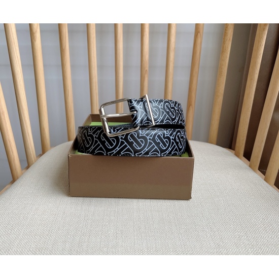 Burberry Counter Synchronizes New Italy Refined Smooth Leather Belt with Thomas Burberry Exclusive Logo Printing Produced in an Italian Workshop Width: 3.5cm Exquisite and Elegant