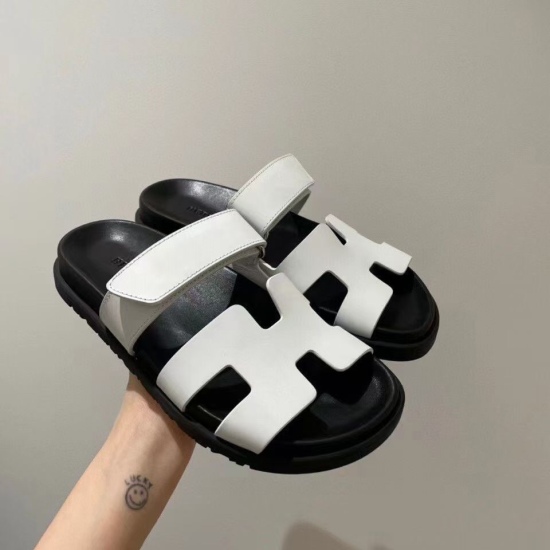 20240414 170. Men's+10 Hermes Hermes ❤️ Male and Female Same Style Spring/Summer New Uncle Sandals with Strength Attacking Internet Celebrity Imported Cowhide ➕ Sheepskin~Casual Versatile Simple Instagram on Xiaohongshu Many internet celebrities are plant