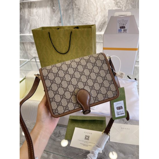 2023.10.03 p195Gucci 2021 Autumn Organ Bag, Sweet or Salt! Gucci just launched the new GGMetro series in September, and there is another popular mini tote bag in this series. However, after wearing it, it is still more versatile and practical. After all, 