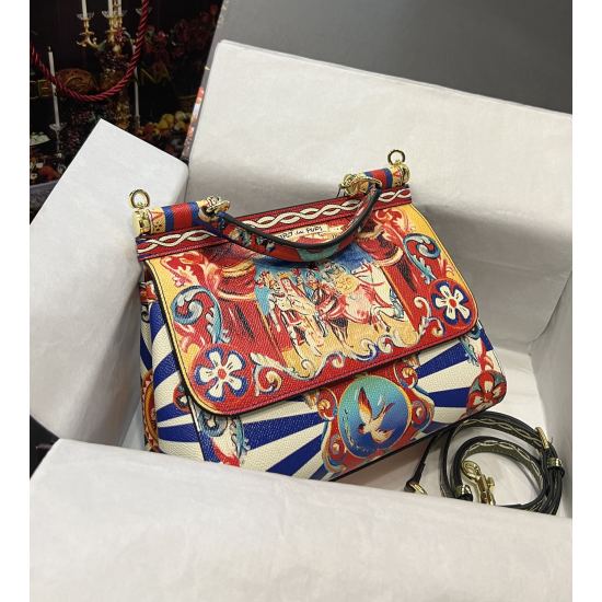 20240319 Batch 500 Top Original Dolce Gabbana Sicilian Color Printing, Every Display Has Heat and Luminescence ✨ The highlights always make people love them, regardless of their hands. The color is always outstanding, and the material selection gives peop