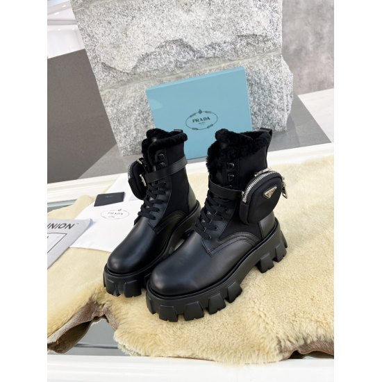 2024.01.05 330 2023 Hot Prada (PRADA) Upper: Imported top layer matte open edge red+waterproof nylon fabric surface+silk top layer sheepskin lining+All oil edge technology of the upper can be compared to the original outsole: TPU+vacuum pumping profession
