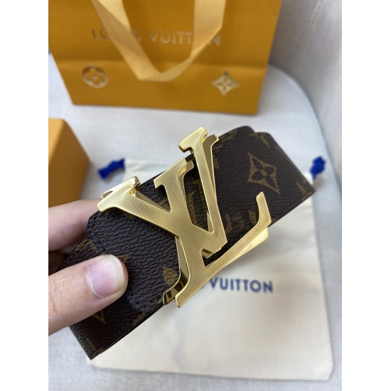 On December 14, 2023, equipped with a complete set of packaging gift boxes, LV OEM factory goods, 4.0 width genuine integrated casting hardware, original factory leather materials.