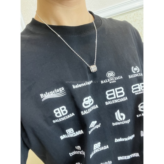 2023.07.23 New Gucci Necklace 2023 Latest Chain Grade Higher Stars Same Anger Forest Series Double G Gucci Necklace Chain Length CM Can be Changed Length Details Old Treatment Non Market Bright Edition This has been a hot selling item in Gucci, perfect fo