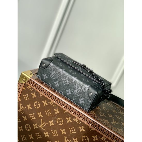20231126 P500 Top Original Order ✨ All Steel Hardware: This Steamer mini handbag is made of Monogram Eclipse canvas and draws chain and needle elements from the Louis Vuitton Steamer hard case. Suitable size to accommodate travel needs, paired with a zipp
