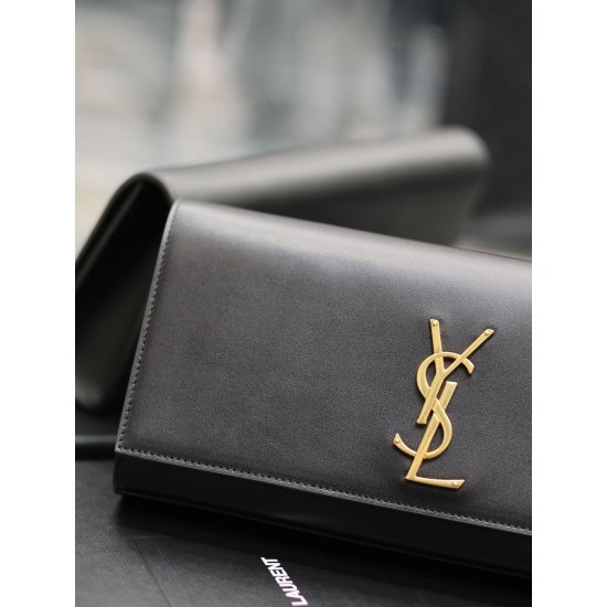20231128 Batch: 580Classic Kate_ Black plain gold buckle classic flip handbag ✨ ❀ A highly representative metal logo logo logo, imported South African cowhide, simple metal decoration, overall low-key, exquisite and versatile. The hand-held bag is sandwic