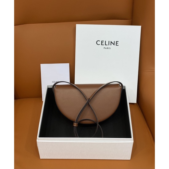 20240315 Full Leather P820 [CL Home] New BESACE TRIOMPHE Smooth Cow Leather Half Moon Bag, lined with cowhide/suede leather, can be used for crossbody and shoulder/back, with snap closure, 1 main compartment, inner flat pocket, adjustable shoulder straps,