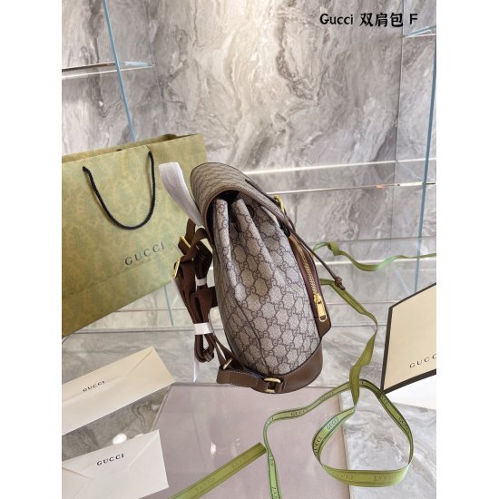 On October 3, 2023, P240, I heard that Gucci's pre-sale backpack with Gucci brand characteristics was so beautiful! The Gucci classic GG pattern is combined with the classic horse buckle, and GG inherits the classic and promotes urban fashion charm under 