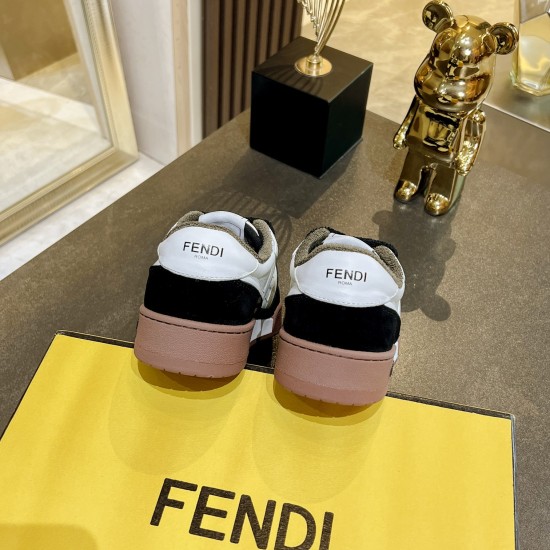 20240403 P280 top-level version, shipped by Fendi, couple's original 1:1 development, super popular, popular among many celebrity internet celebrities, fabric: cowhide+cowhide+back oil edge, foot pads: mesh injection molding pad, bottom: TPU packaging: or