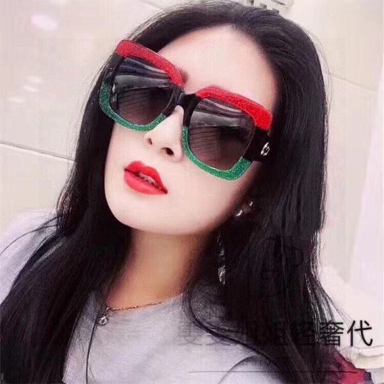 20240413: 80. Gucci Gucci Large Frame Women's Polarized Sunglasses TR Frame: Imported Polaroid HD Polarized Lens. Number: 2040