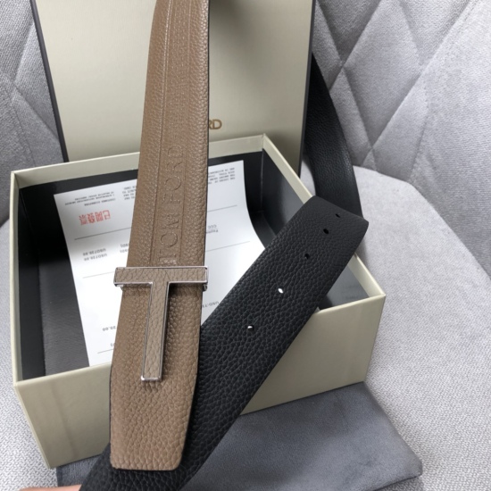 On October 14, 2023, Tom Ford's latest popular online belt with original box counter synchronous 3.8 wide new model has been launched. The original cowhide, paired with steel buckles, is elegant and easy to use. Thank you for reprinting.