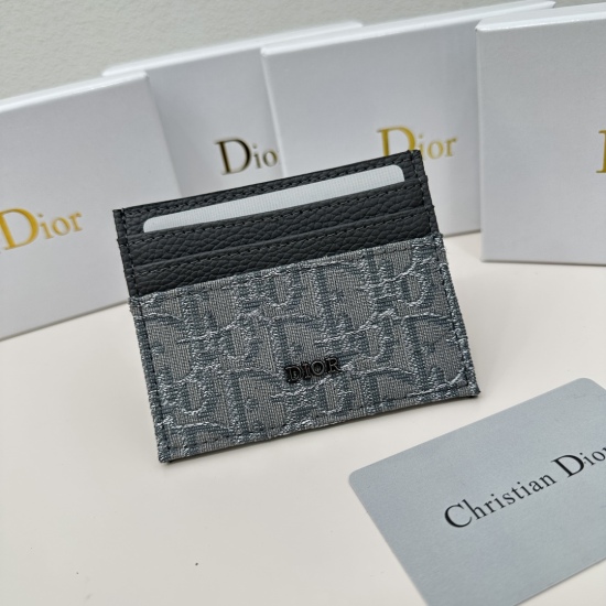 2023.09.27 Brand: Dior D44