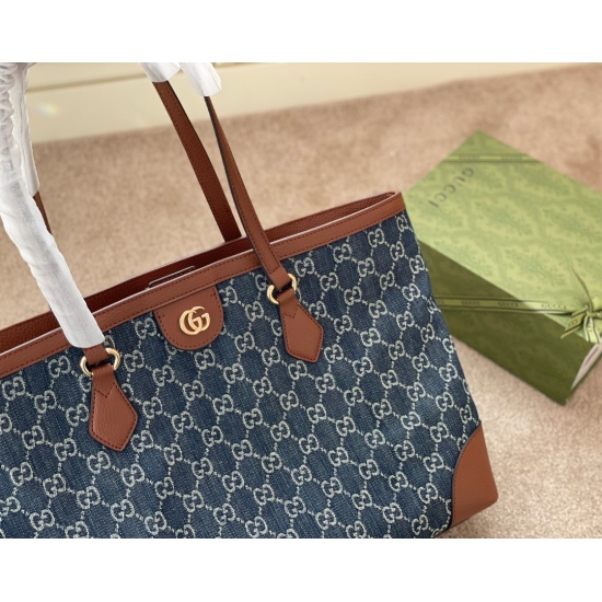 On March 3, 2023, the top of the 190 boxed GG denim tote shopping bag is paired with brown cowhide, the hottest denim tannin element! Retro style filled!! The size is approximately: 47 * 37 * 28cm from top to bottom