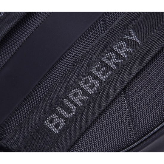 2024.03.09P680 (Top Original Quality) Nylon Backpack, printed with a refreshed brand logo, paired with smooth leather trim, shoulder straps adorned with Bur+letter jacquard spun logo. Style number: 1091 Size: W30.5 x H42.5 x D14.5cm Outer layer: 90% polya