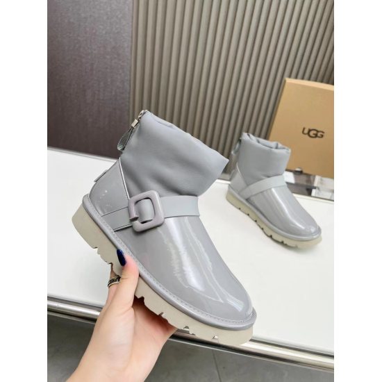 September 29, 2023 ❤ P260 2023 UGG New One Shoe Two Snow Boots! Bling Bling ✨✨ Series, the upper is made of imported and anti freeze crack imported patent leather. The shoe barrel is made of unique wool, which has good warmth retention. The soft fabric no