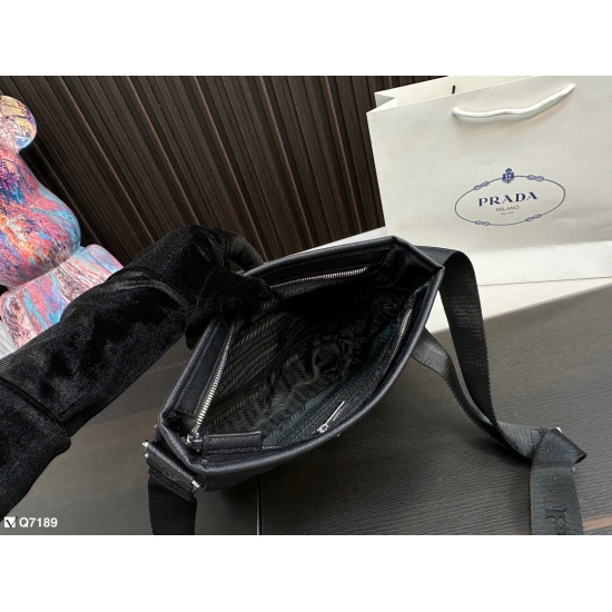 2023.11.06 195 Prada PRADAmilano1913 shoulder/diagonal bag official website synchronization, using imported black original parachute nylon waterproof fabric from South Korea, Italian cross patterned top layer leather, Lampo zipper, high-quality electropla