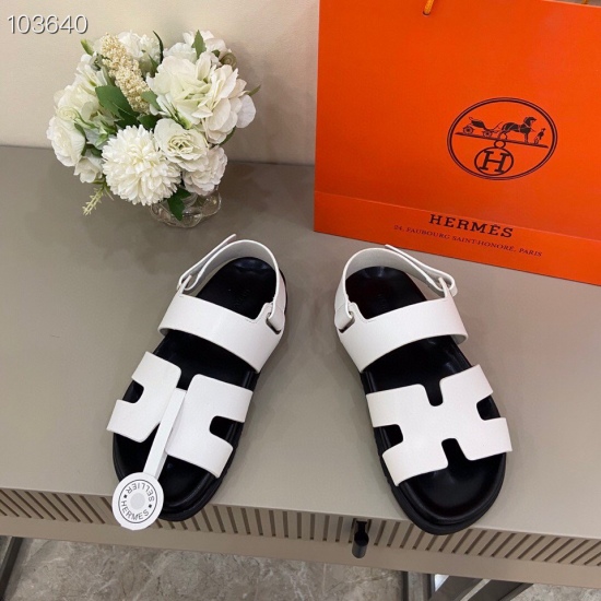 20240414 180. Men's+10 Hermes Hermes ❤️ Male and Female Same Style Spring/Summer New Uncle Sandals with Strength Attacking Internet Celebrity Imported Cowhide ➕ Sheepskin~Casual Versatile Simple Instagram on Xiaohongshu Many internet celebrities are plant