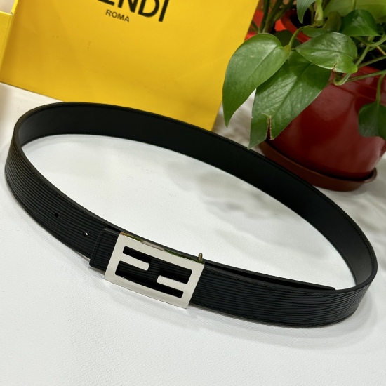 FENDl (Fendi) Women's Belt Width 30mm Double sided Original Cowhide Production with Classic F Copper Buckle Fashion Trend Classic Versatile Fine Workmanship high-definition Real Time Picture Double sided Usable Quality Guarantee