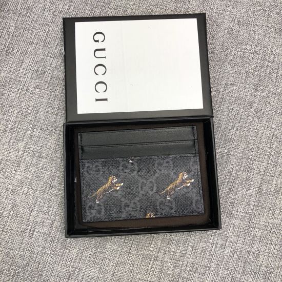 2023.07.06 [Product Name]: GUCCI [Product Model]: 451277 (Little Tiger) [Product Quality]: Original [Product Material]: PVC [Product Specification]: 10 * 7.5 [Product Color]: Coffee Black [Product Description]: The latest popular print card bag Li