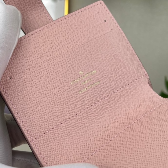 20230908 Louis Vuitton] Top of the line Exclusive Background M61731 Pink Size: 12.0 x 10.0 cm Multi function Card Bag This wallet is made of soft Monogram canvas! Lined with brightly colored lining! Extremely elegant temperament! Lightweight! The design o
