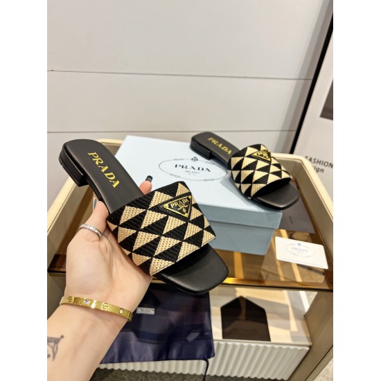 2023.07.07 Top market Prada Prada 〰 Triangle ✔ Top quality ✔ Elegant, intellectual, retro and cute in one piece ✔ Upper: Original electroembroidered surface ➕ Original hardware buckle ✔ Inside: Water dyed sheepskin ✔ Original Italian leather outsole ✔ Hee