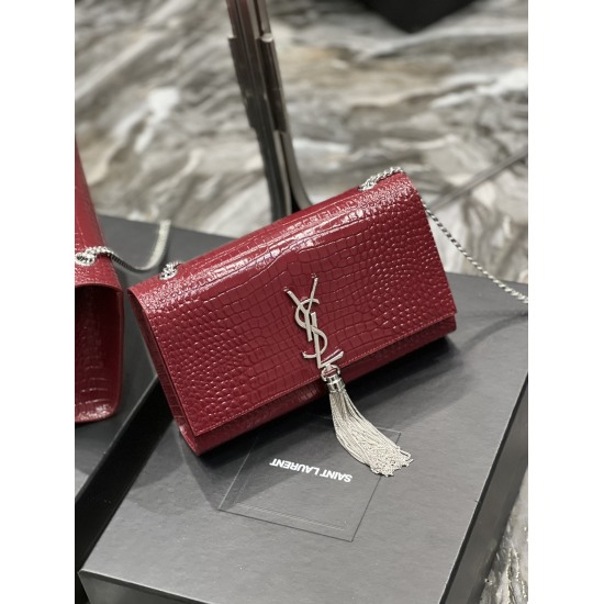 20231128 Batch: 610 [Eternal Classic] KATE 24cm Crocodile Fringe Style_ Absolutely the timeless classic of Yang Shulin_ Never go out of style_ Required deposit! A must-have item for everyone! Whether it was ten years ago or ten years later! KATE is right 