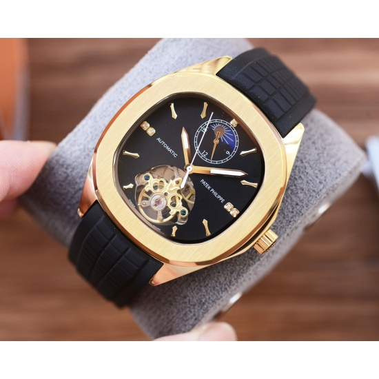 20240417 540 Gold and White Same Price Men's Favorite Flywheel Watch ⌚ 【 Latest 】: Patek Philippe's Best Design Exclusive First Release 【 Type 】: Boutique Men's Watch 【 Strap 】: Rubber Strap 【 Movement 】: High end Fully Automatic Mechanical Movement 【 Mir