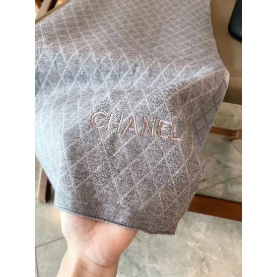 2023.10.05 35CHANEL cashmere long scarf [definitely worth collecting] Chanel's stunning and versatile counter limited edition ‼ Even with money, it is difficult to order top quality imported cashmere knitted scarves. The entire scarf is handmade and knitt