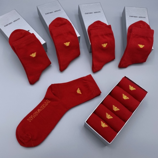 2024.01.22 EMPORIO ARMANl [proud] Upgraded version of mid tube business socks with top quality in the market [proud]