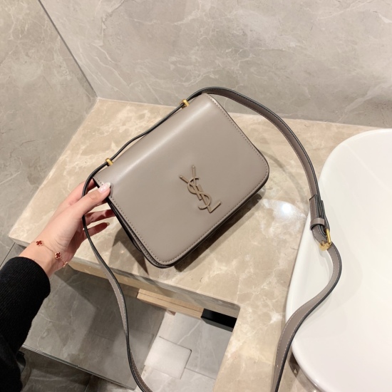 2023.10.18 P140 Toothpick Pattern YSL Envelope Bag with Box ✉️ Saint Laurent YSL - Star style, highly recommended by bloggers, retains YSL's consistent rock and roll spirit, follows the urban casual style, deserves a call. Is it too cool, too natural, or 