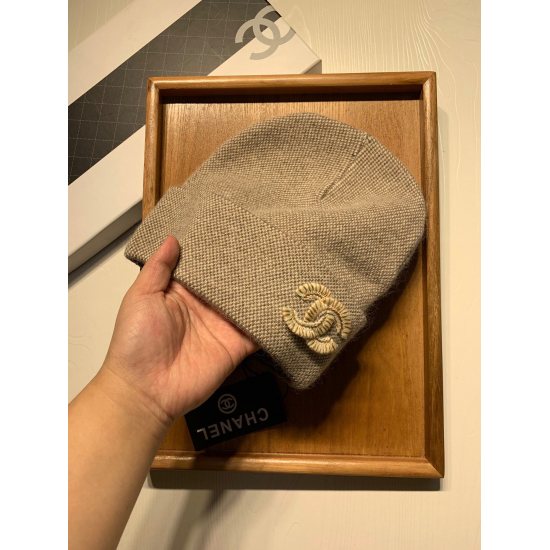 2023.10.02 65. C family. [Wool single hat] Customer supplied small wool! Precious and precious soul hat! Customer supplied colored yarn. Each color is very beautiful! Classic! Soft and greasy feel. 70% wool ➕ 30% rabbit hair. A lamb that has been combed c